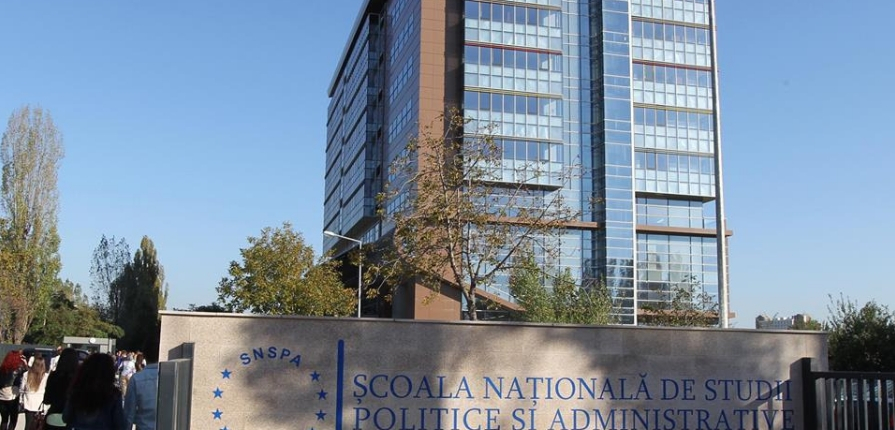 tineri intra in sediul SNSPA